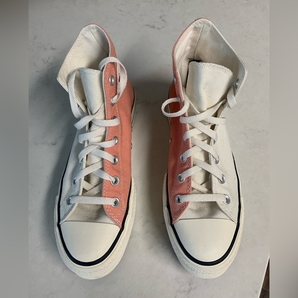 Converse Platform Women Size 8.5